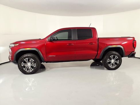Used 2025 GMC Canyon AT4 image 26