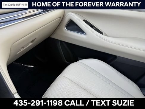 Certified 2025 INFINITI QX60 Luxe w/ Vision Package image 14