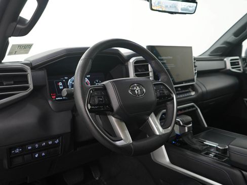 Used 2023 Toyota Tundra Platinum AWD/4WD image 27