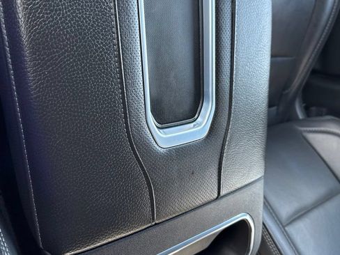 Used 2022 GMC Sierra 1500 Denali w/ Denali Carbonpro Edition AWD/4WD image 35
