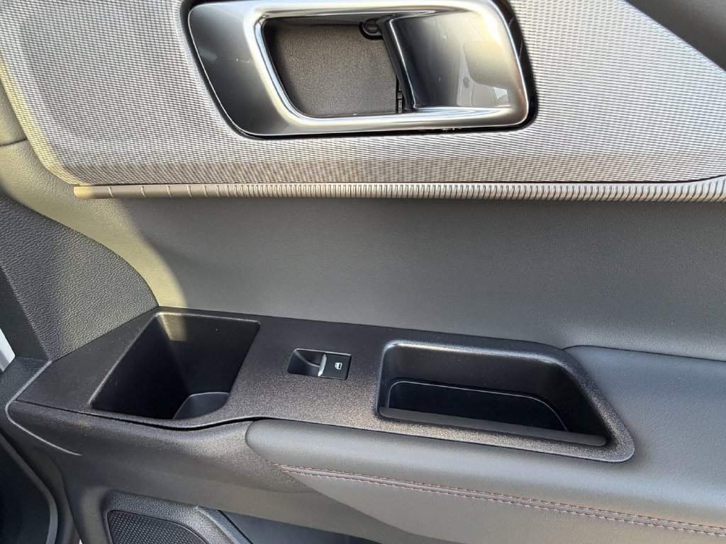 New 2026 Ford Explorer Active w/ Active Comfort Package RWD image 20