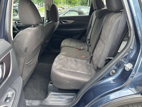 Used 2016 Nissan Rogue SV FWD image 25