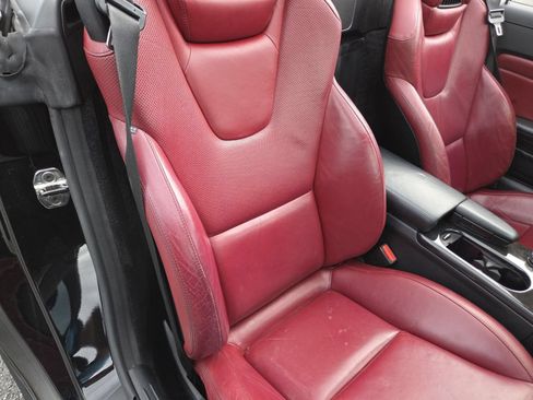 Used 2013 Mercedes-Benz SLK 250 image 20