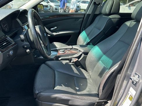 Used 2008 BMW 550i Sedan image 5