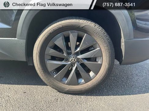 Used 2022 Volkswagen Taos S AWD/4WD image 7