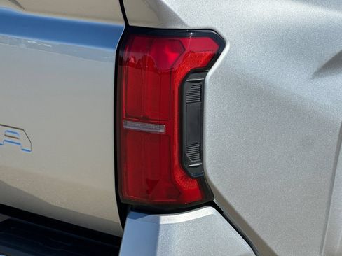 New 2026 Toyota Tacoma SR5 AWD/4WD image 30