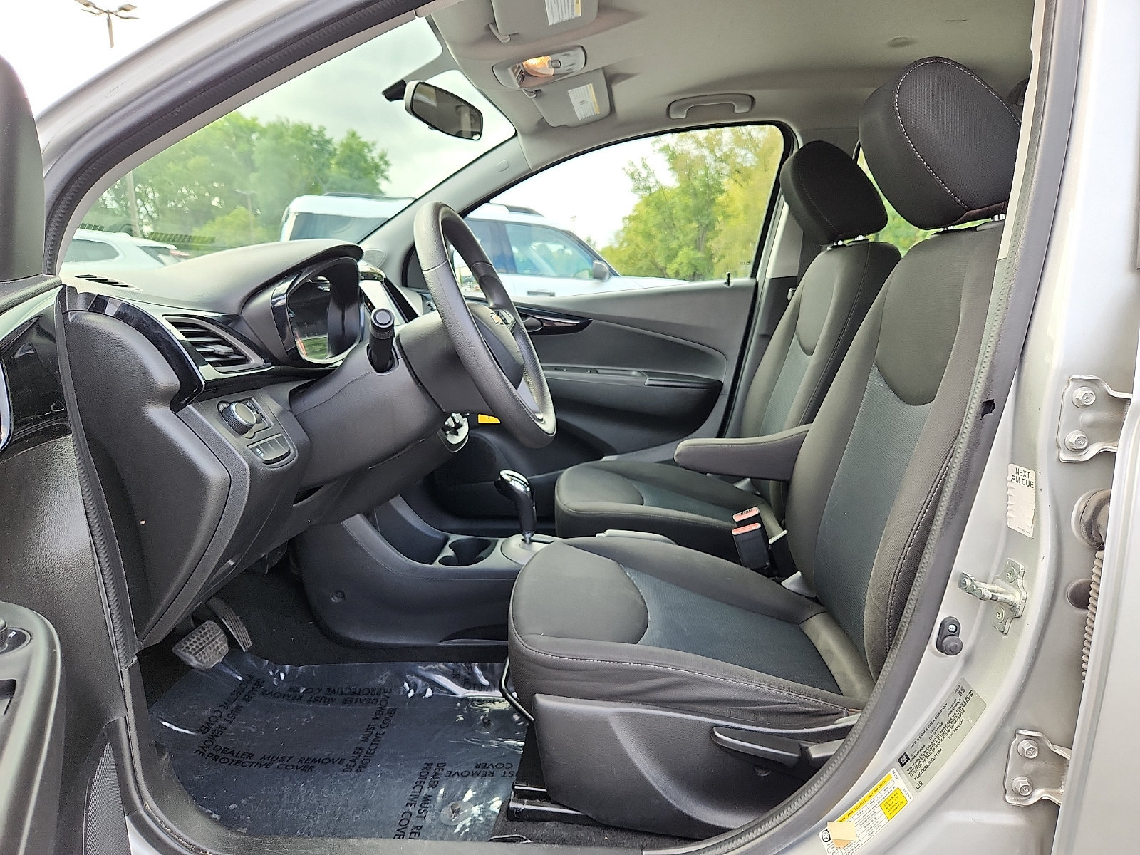 Used 2022 Chevrolet Spark LT FWD image 13