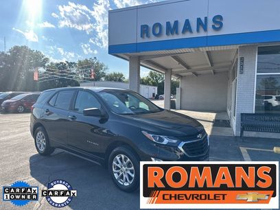 Used 2021 Chevrolet Equinox LS w/ LS Convenience Package