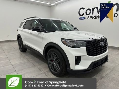 Certified 2025 Ford Explorer ST image 7