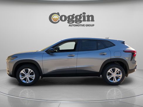 New 2026 Chevrolet Trax LS image 3