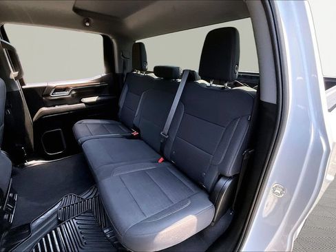 Used 2023 Chevrolet Silverado 1500 LT AWD/4WD image 16