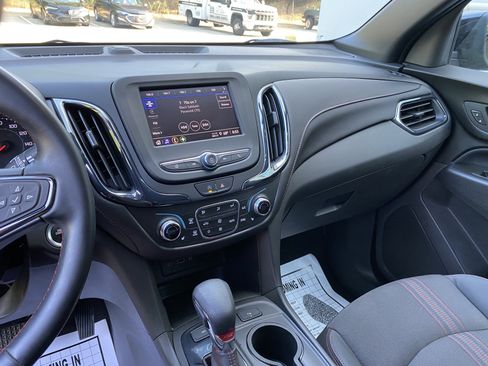 Used 2023 Chevrolet Equinox RS AWD/4WD image 23