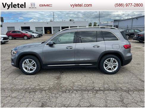 Used 2020 Mercedes-Benz GLB 250 4MATIC image 5