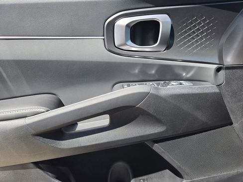 New 2026 Kia Sorento S w/ S Panoramic Sunroof Package FWD image 16