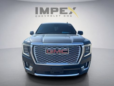 Used 2023 GMC Yukon Denali w/ Advanced Technology Package AWD/4WD image 8