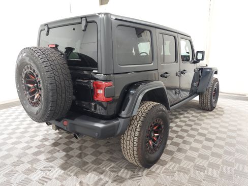 Used 2021 Jeep Wrangler Unlimited Rubicon w/ Dual Top Group AWD/4WD image 3