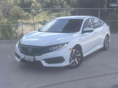 Used 2016 Honda Civic EX image 5
