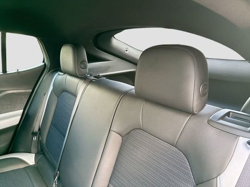 Used 2024 Buick Envista Preferred w/ Convenience II Package FWD image 20