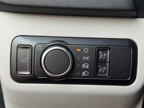 Used 2023 Ford Escape Active AWD/4WD image 17