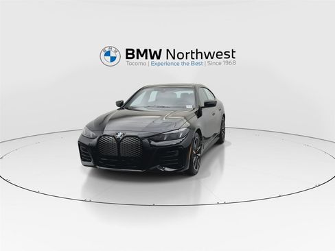 New 2026 BMW i4 xDrive40i w/ M Sport Package AWD/4WD image 8
