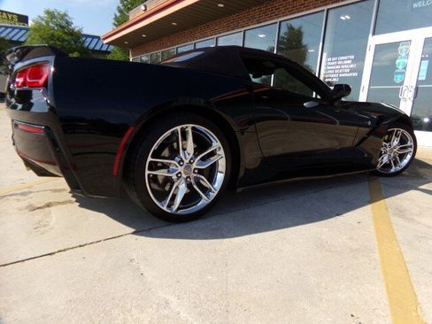Used 2016 Chevrolet Corvette Stingray Convertible w/ 2LT Preferred Equipment Group RWD image 25