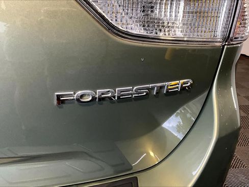 Used 2021 Subaru Forester Limited AWD/4WD image 10