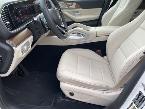 Certified 2025 Mercedes-Benz GLE 450 4MATIC image 19