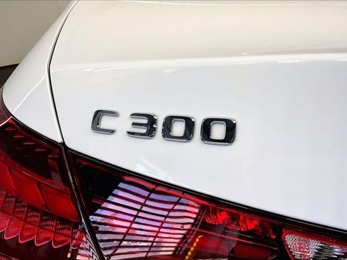 Used 2023 Mercedes-Benz C 300 4MATIC Sedan image 33