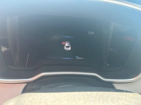 Used 2019 Toyota Corolla XSE FWD image 5