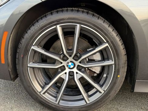 Used 2019 BMW 330i Sedan RWD image 8