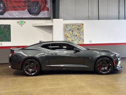 Used 2018 Chevrolet Camaro SS RWD image 48