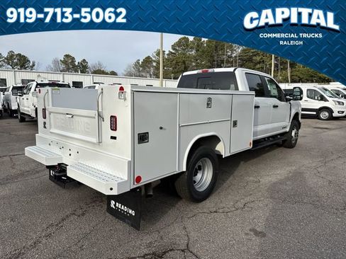 New 2026 Ford F350 XL w/ XL Chrome Package image 8