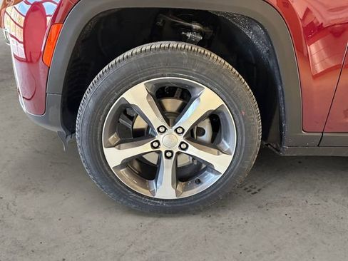 New 2026 Jeep Grand Cherokee Limited w/ Trailer Tow Package AWD/4WD image 15