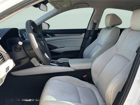 Used 2019 Honda Accord LX image 10