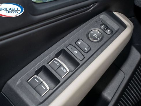 Certified 2023 Honda Accord EX image 26