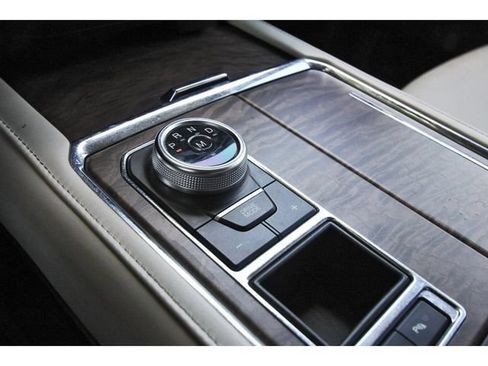 Used 2021 Ford Expedition Platinum RWD image 25