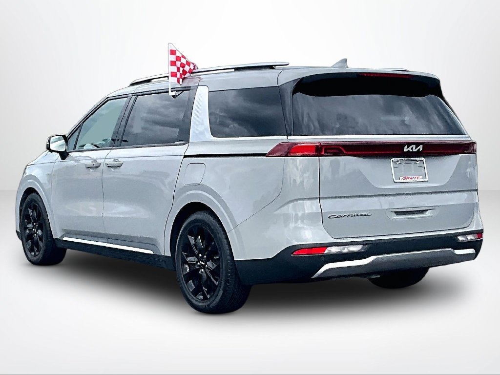 Used 2022 Kia Carnival SX Prestige FWD image 13
