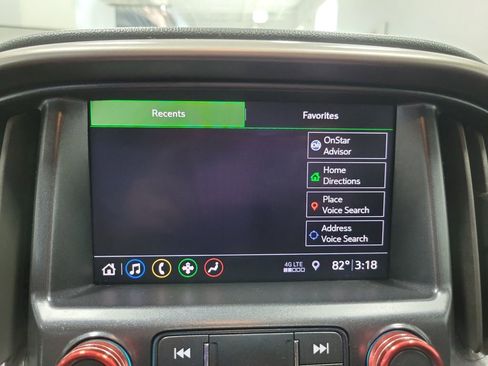 Used 2022 Chevrolet Colorado Z71 AWD/4WD image 43