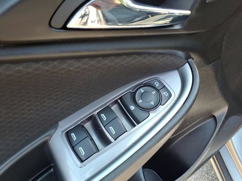 Used 2023 Chevrolet Malibu RS FWD image 20