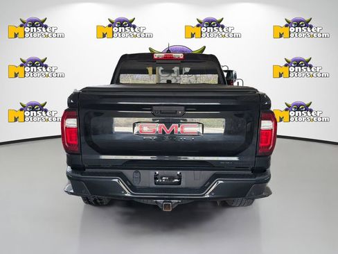 Used 2023 GMC Canyon Denali AWD/4WD image 5