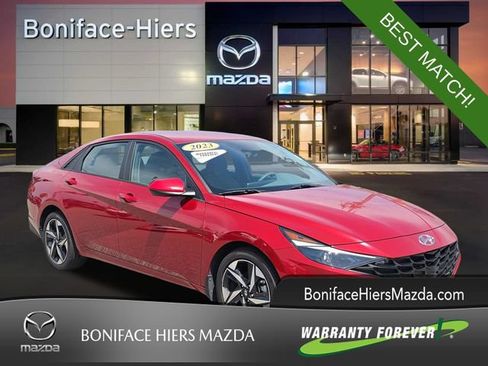 Used 2023 Hyundai Elantra SEL w/ Convenience Package FWD image 1