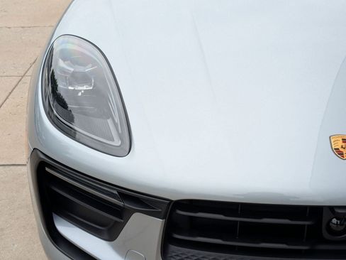 New 2026 Porsche Macan AWD/4WD image 12