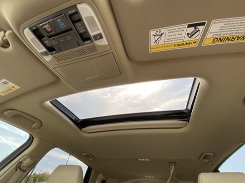 Used 2017 Acura MDX SH-AWD w/ Technology Package image 15