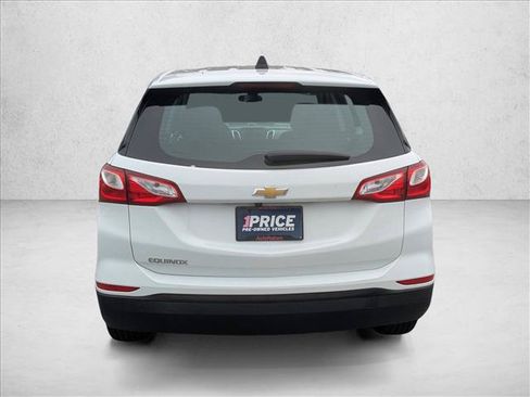 Used 2021 Chevrolet Equinox LS FWD image 6