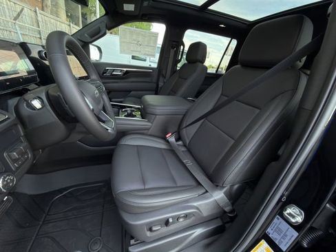 New 2026 Chevrolet Suburban Z71 AWD/4WD image 21