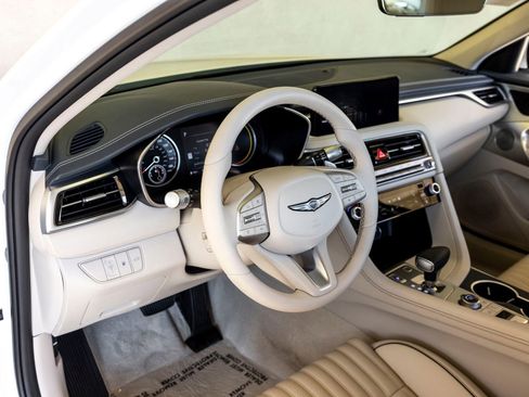 Used 2026 Genesis G70 2.5T Prestige image 17