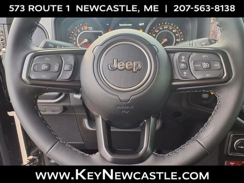 New 2026 Jeep Gladiator Willys AWD/4WD image 10