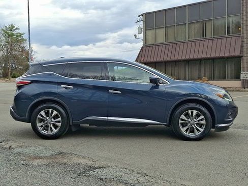Used 2018 Nissan Murano SL w/ Moonroof Package image 12