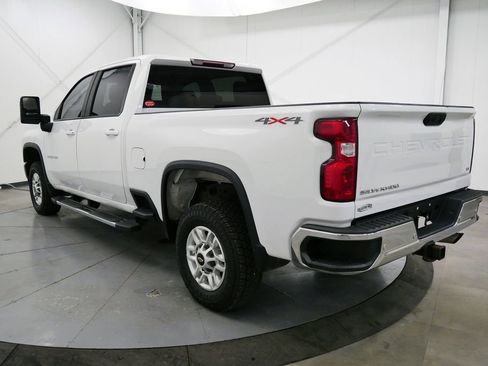 Used 2022 Chevrolet Silverado 2500 LT image 5