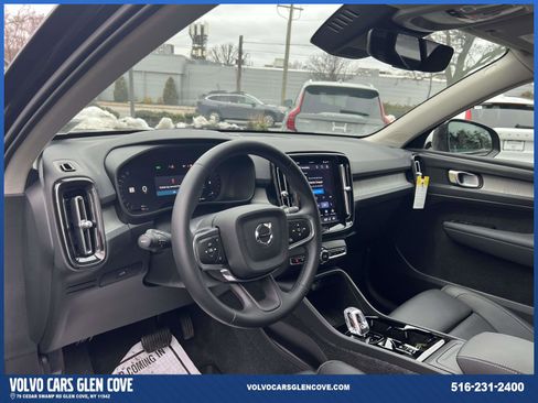 Used 2026 Volvo XC40 B5 Plus w/ Protection Package Premier image 20